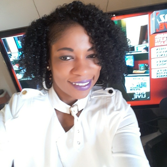 Meet your Posher, Belinda - Picture 1 of 1